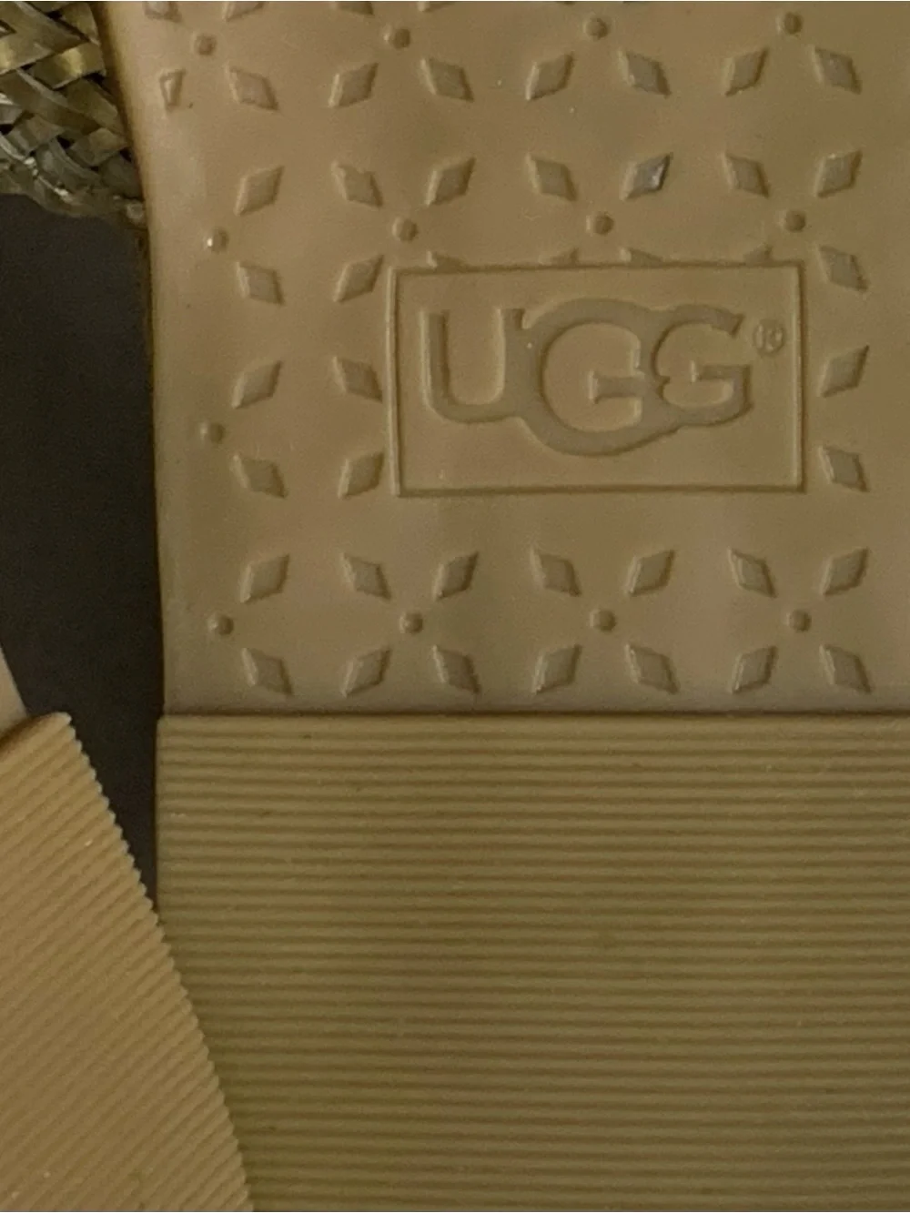 UGG Marabel Metallic Ankle Strap Sandals Girl’s Size 4